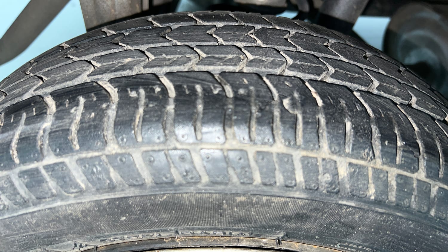 Used 2019 maruti-suzuki Alto K10 VXi (O) AMT Petrol Automatic tyres RIGHT REAR TYRE TREAD VIEW