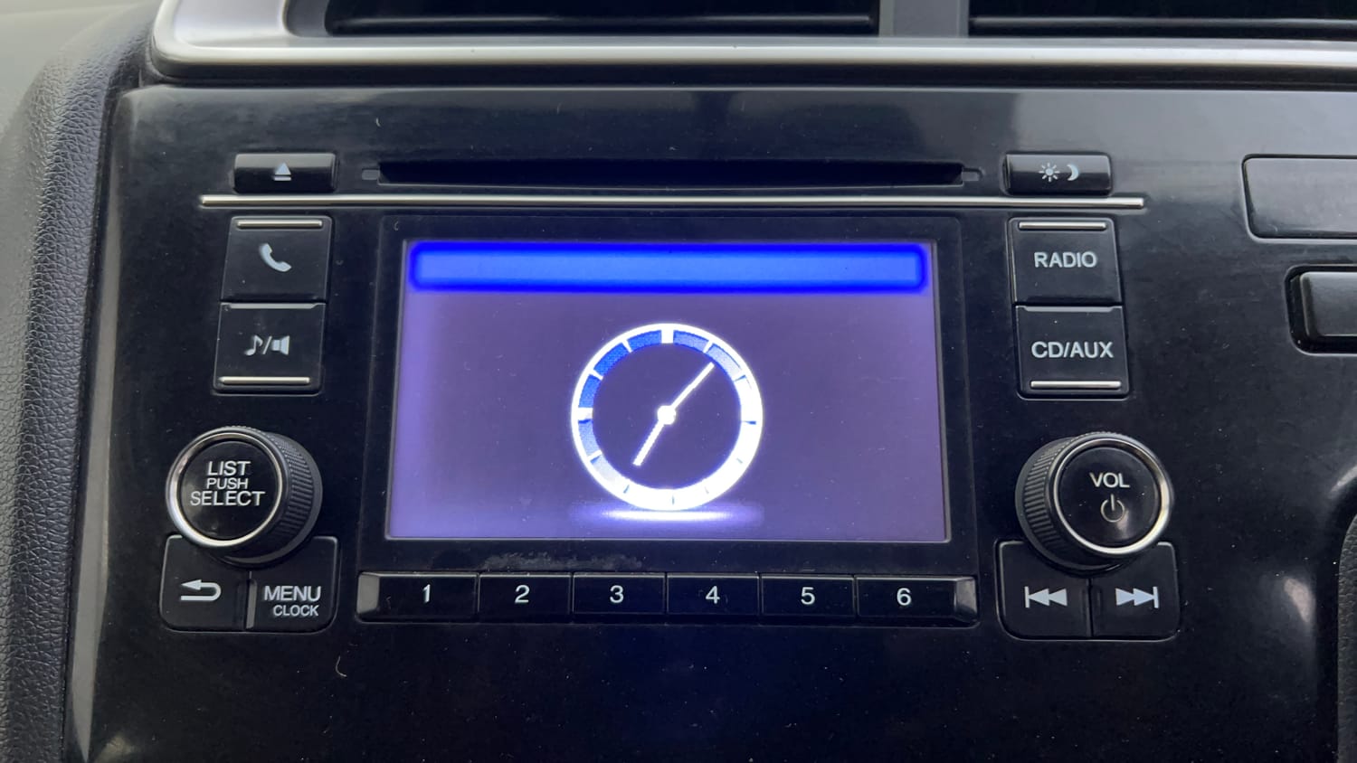 Used 2016 Honda Jazz V Petrol Petrol Manual top_features Integrated (in-dash) music system