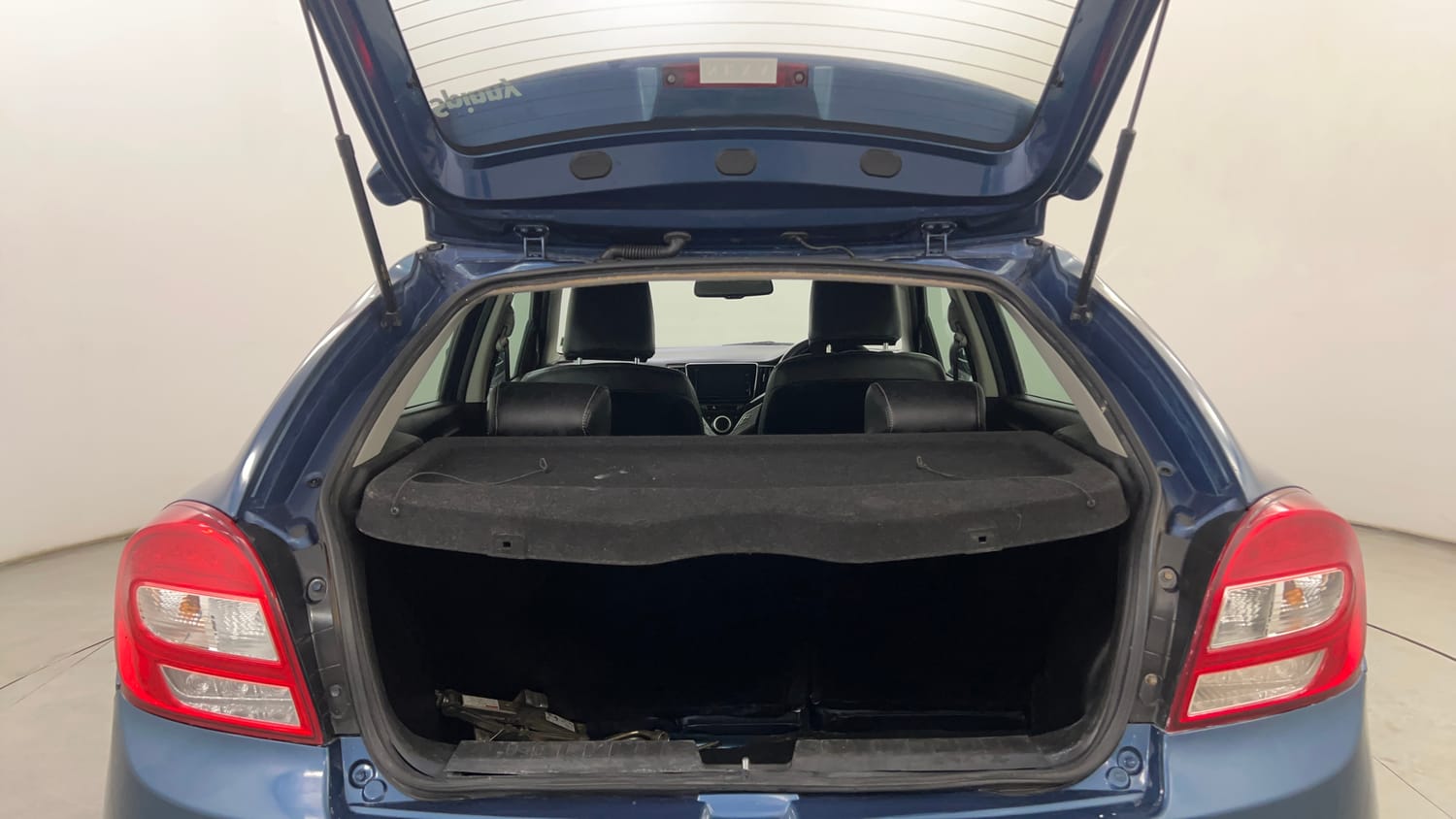 Used 2016 null Petrol Manual interior DICKY INSIDE VIEW