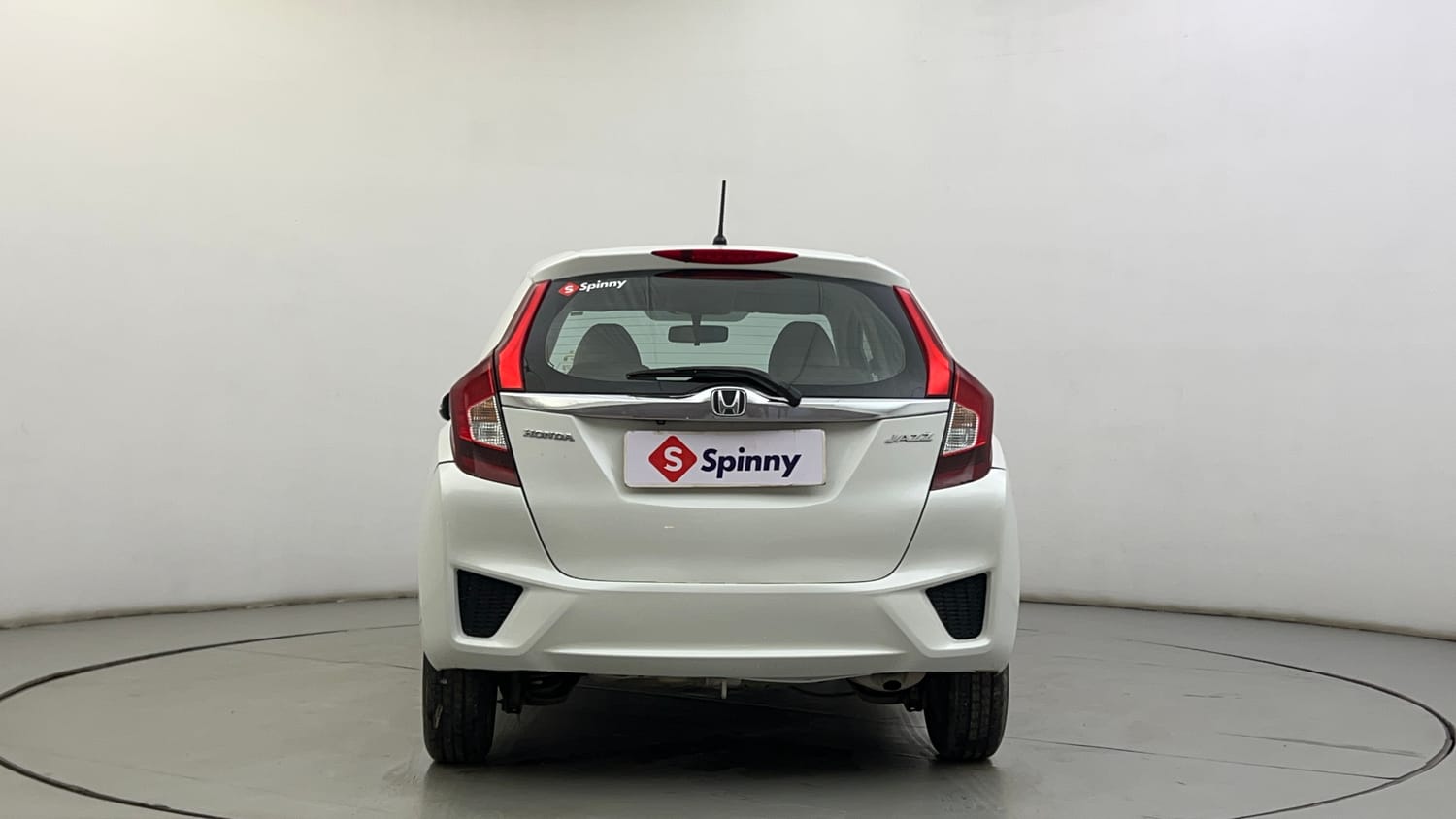 Used 2016 Honda Jazz V Petrol Petrol Manual exterior BACK VIEW