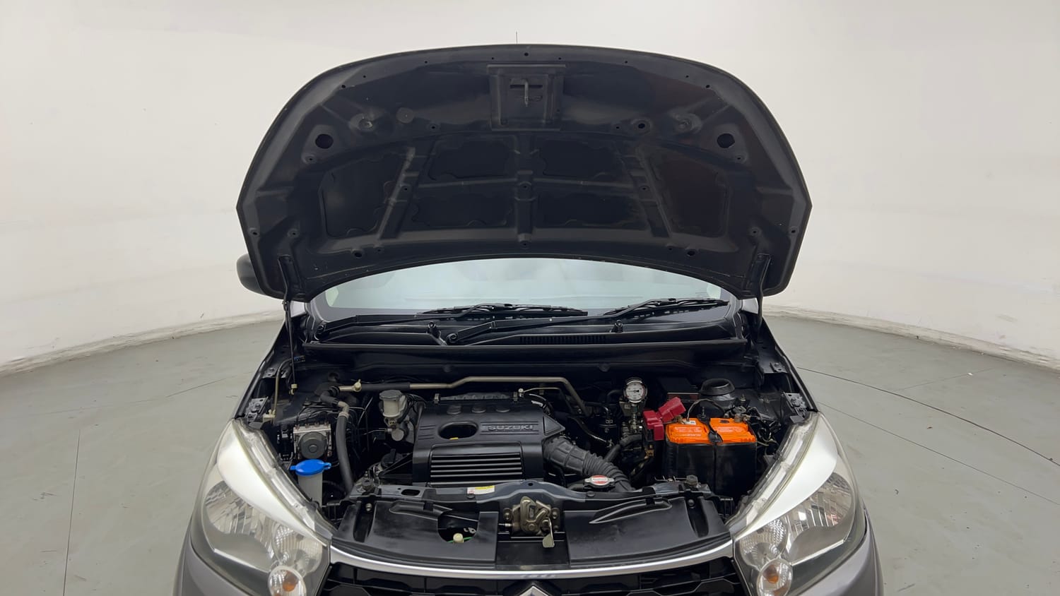 Used 2019 Maruti Suzuki Celerio VXi (O) CNG Cng Manual engine ENGINE & BONNET OPEN FRONT VIEW