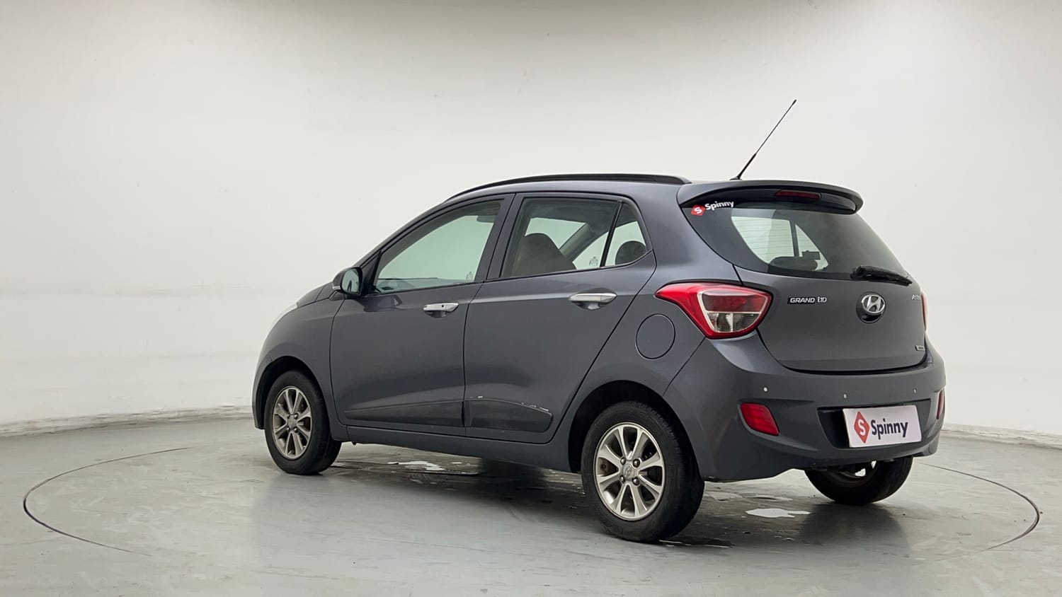 Used 2016 Hyundai Grand i10 Asta AT 1.2 Kappa VTVT (O) Petrol Automatic exterior LEFT REAR CORNER VIEW