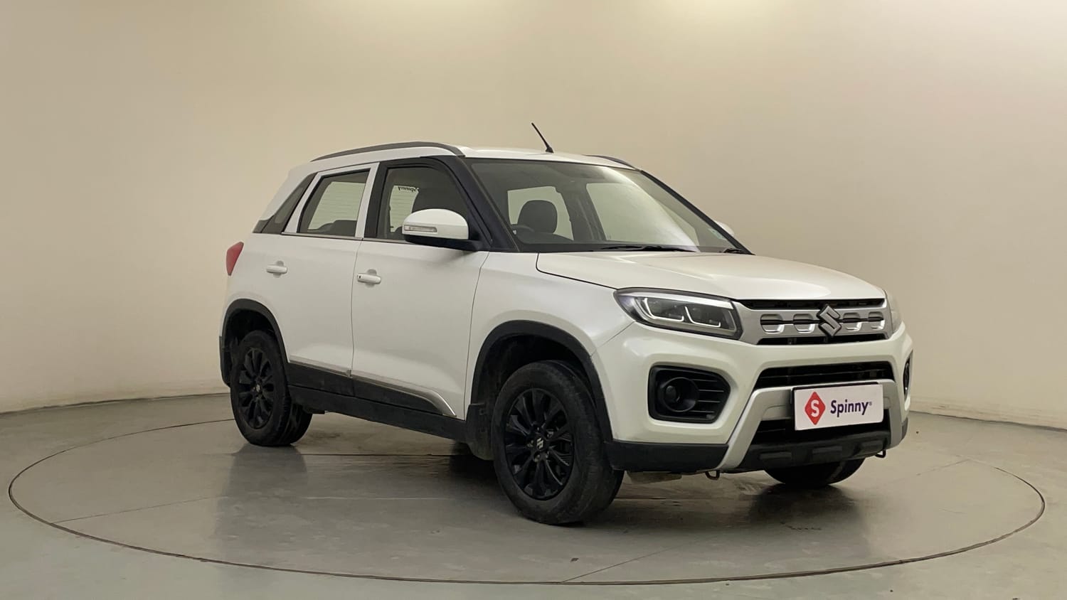 Used 2021 Maruti Suzuki Vitara Brezza ZXi AT SHVS Petrol Automatic exterior RIGHT FRONT CORNER VIEW