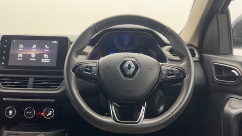 Used 2021 Renault Kiger RXZ 1.0 Turbo MT Petrol Manual interior STEERING VIEW