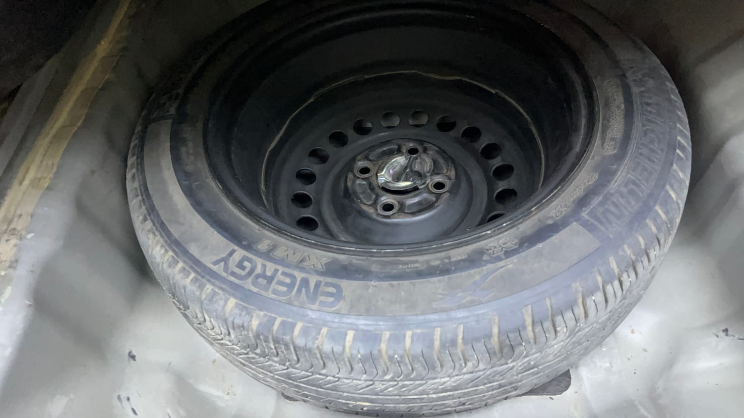 Used 2011 Honda City 1.5 V AT Petrol Automatic tyres SPARE TYRE VIEW