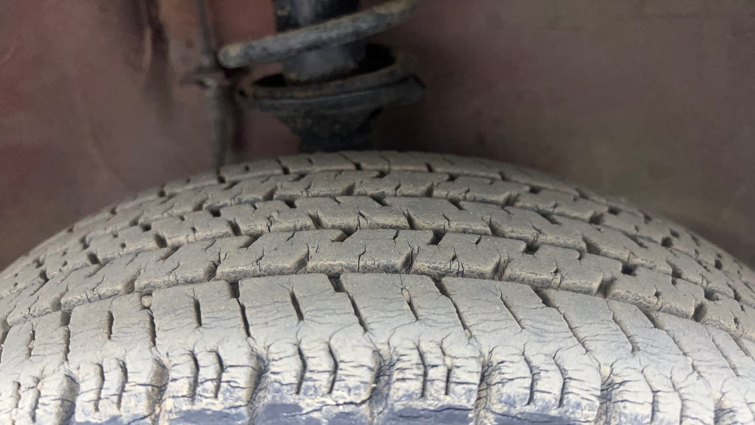 Used 2015 Maruti Suzuki Alto K10 VXi Petrol Manual tyres RIGHT FRONT TYRE TREAD VIEW