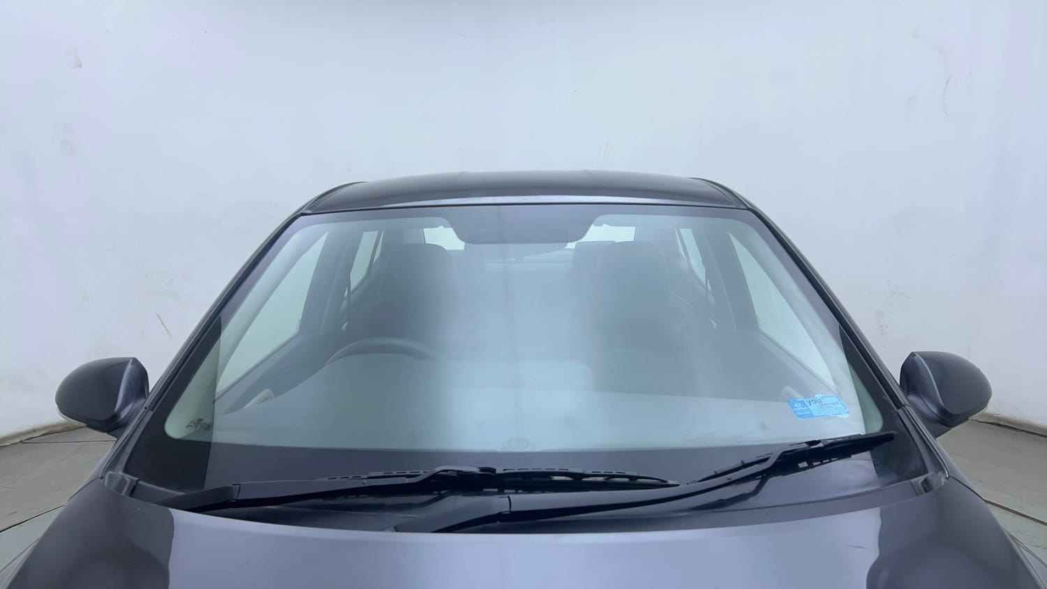 Used 2022 Hyundai Aura SX Plus 1.2 AMT Petrol Petrol Automatic exterior FRONT WINDSHIELD VIEW