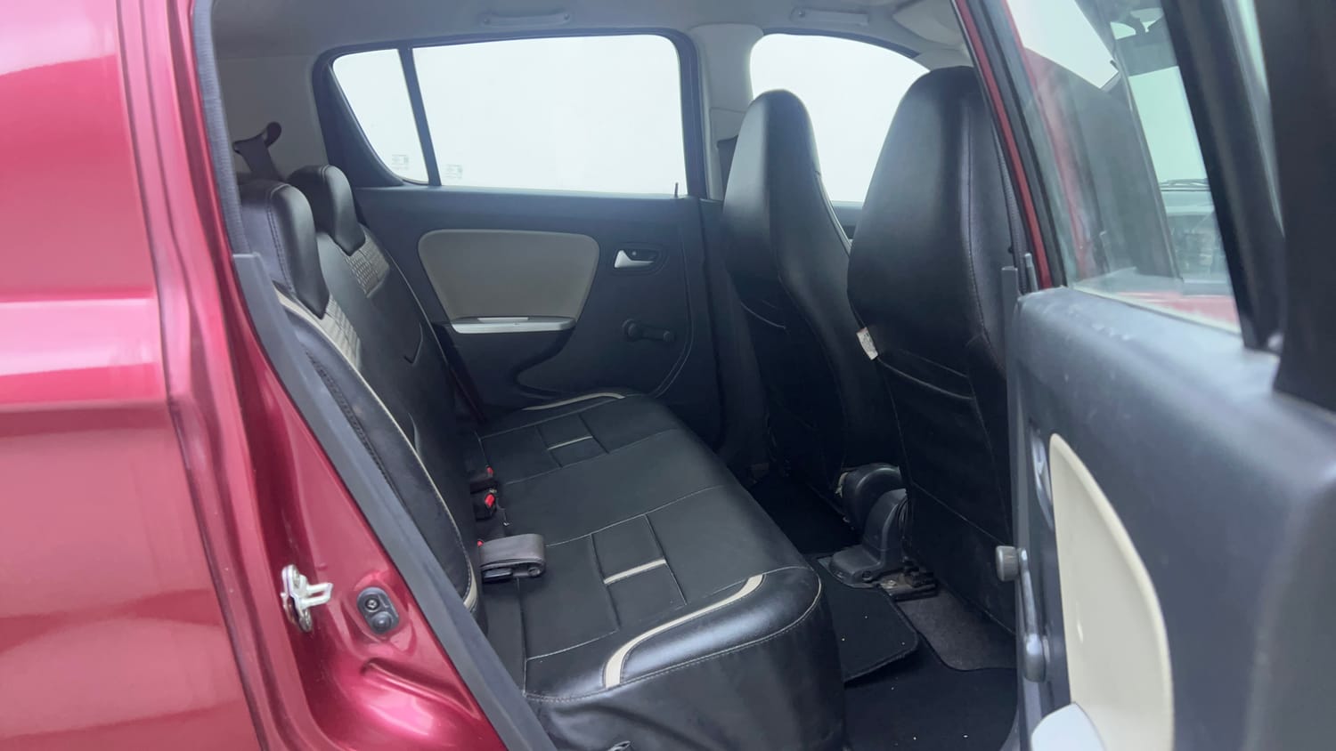 Used 2015 Maruti Suzuki Alto K10 VXi Petrol Manual interior RIGHT SIDE REAR DOOR CABIN VIEW