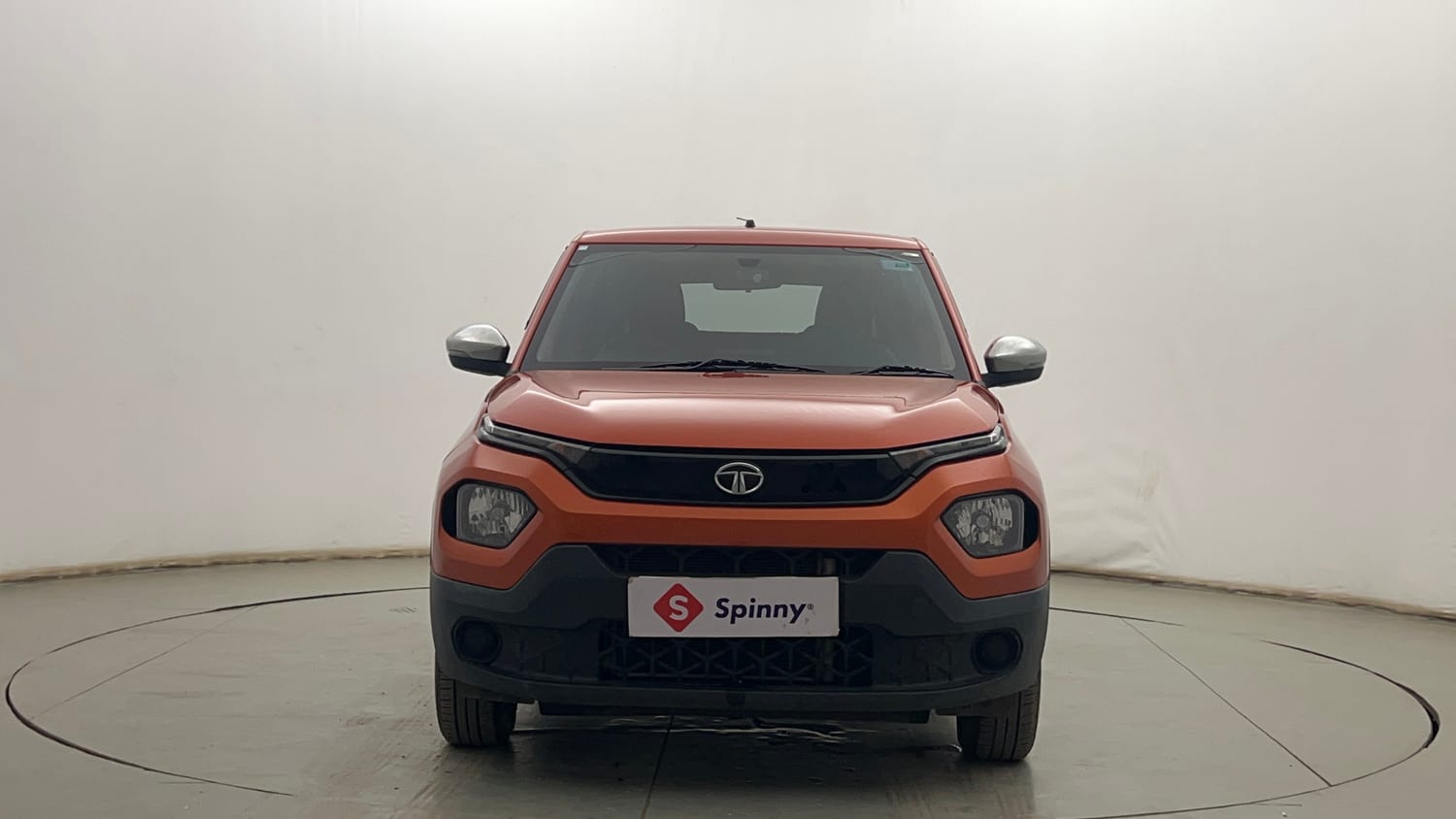 Used 2023 Tata Punch Adventure Rhythm Pack MT Petrol Manual exterior FRONT VIEW
