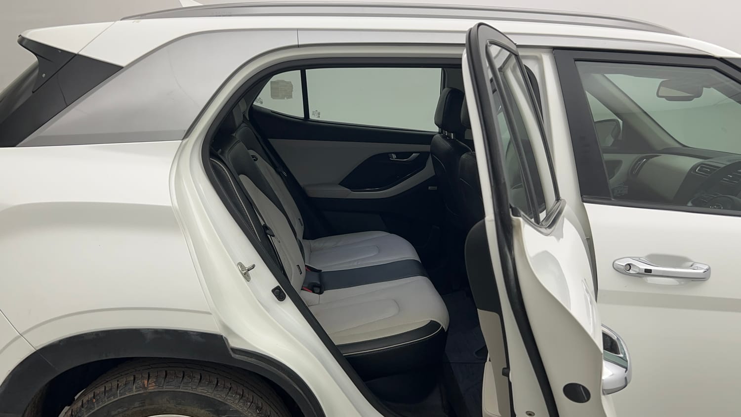 Used 2022 Hyundai Creta SX (O) 1.5 Petrol IVT Petrol Automatic interior RIGHT SIDE REAR DOOR CABIN VIEW