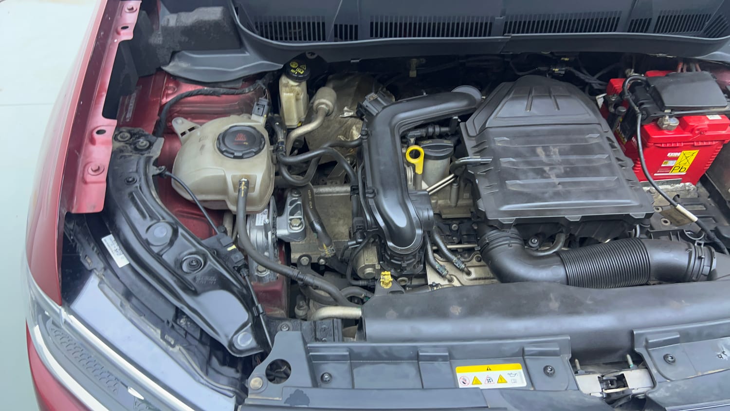 Used 2022 Volkswagen Taigun Topline 1.0 TSI AT Petrol Automatic engine ENGINE RIGHT SIDE VIEW