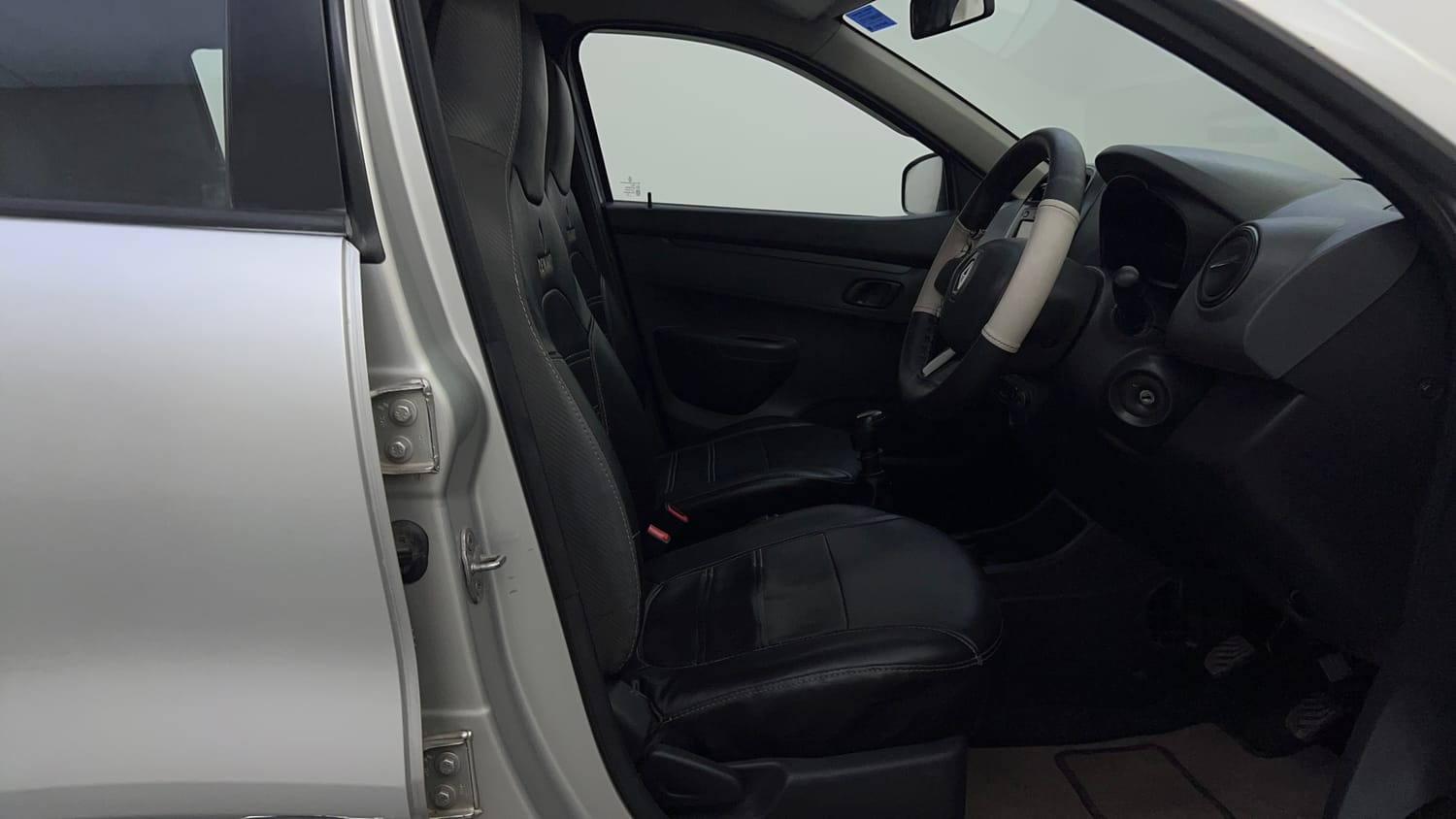 Used 2016 Renault Kwid RXT Petrol Manual interior RIGHT SIDE FRONT DOOR CABIN VIEW