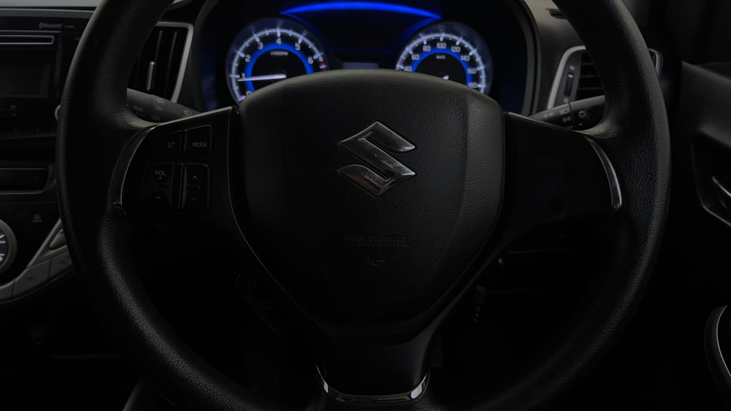 Used 2018 Maruti Suzuki Baleno Delta 1.2 AT Petrol Automatic top_features Airbags
