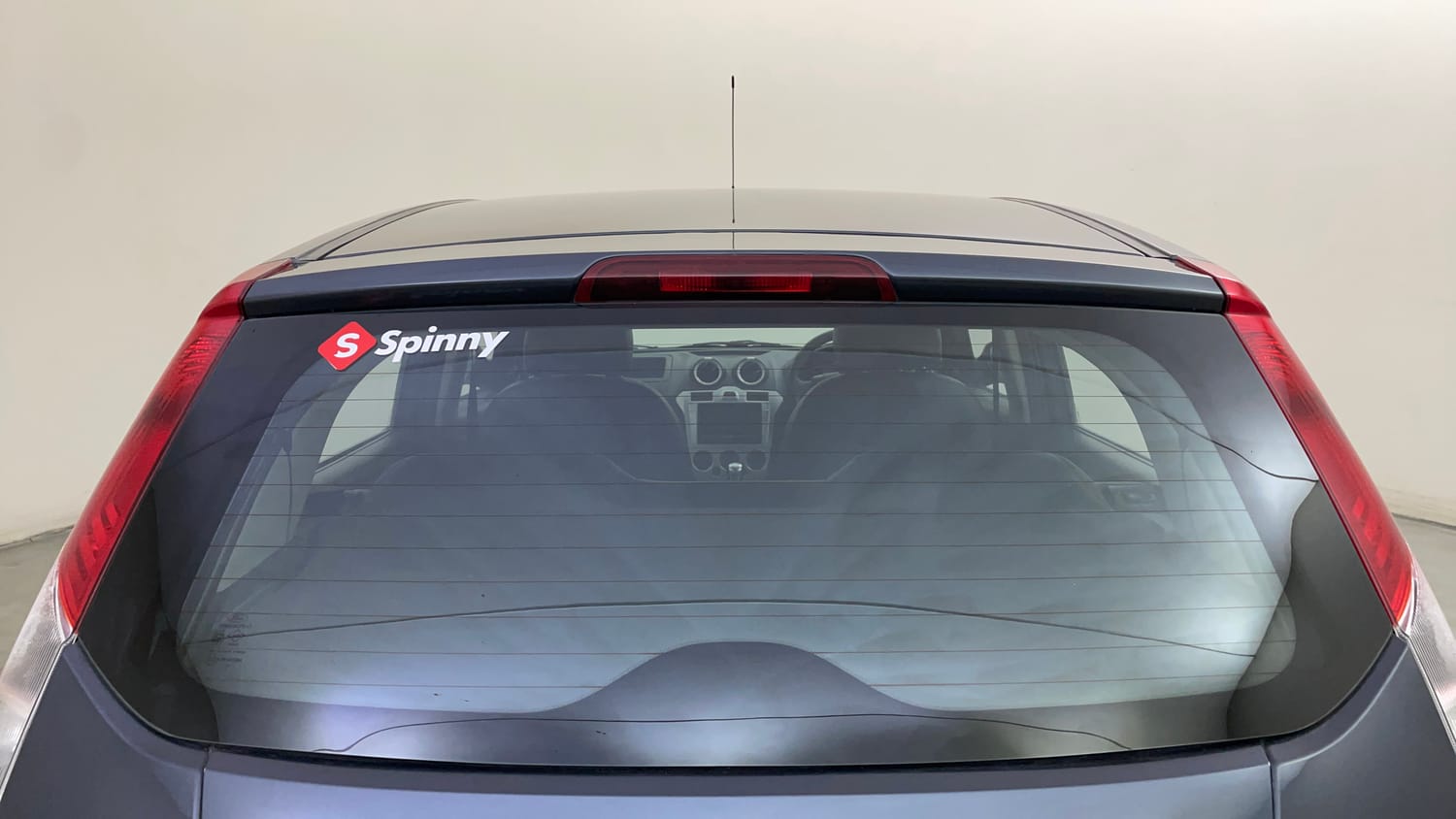 Used 2013 Ford Figo Duratec Petrol ZXI 1.2 Petrol Manual exterior BACK WINDSHIELD VIEW