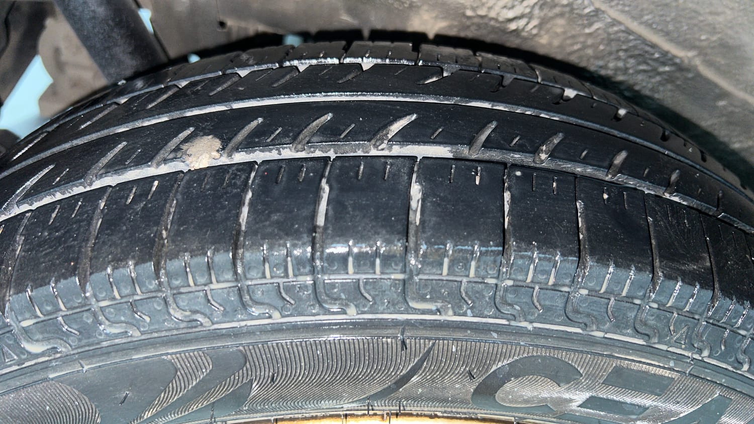 Used 2018 Maruti Suzuki Wagon R LXI CNG Cng Manual tyres RIGHT REAR TYRE TREAD VIEW