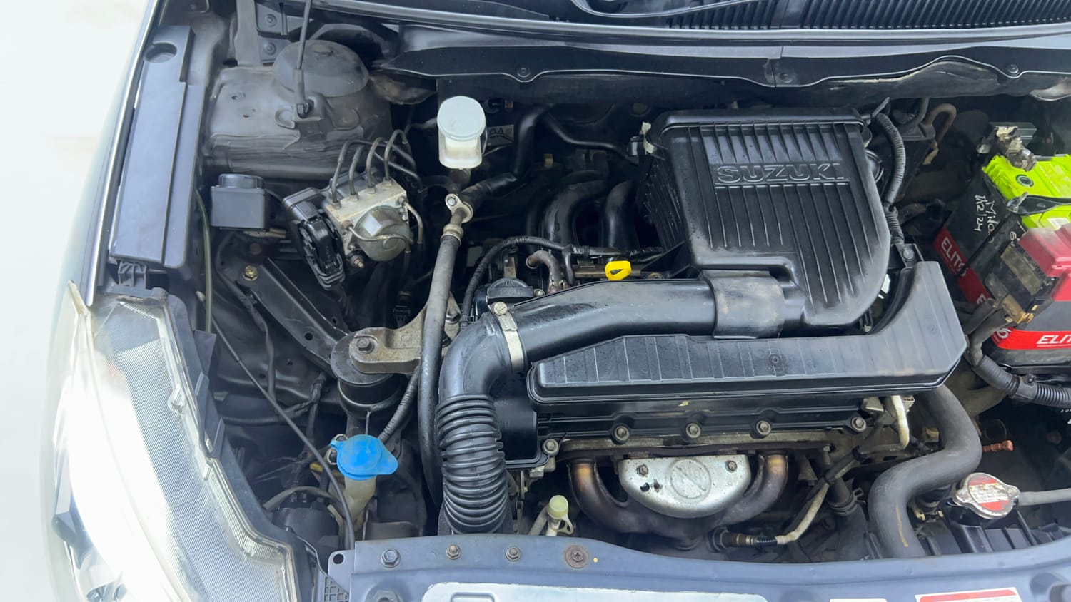 Used 2017 Maruti Suzuki Ciaz Alpha 1.4 AT Petrol Automatic engine ENGINE RIGHT SIDE VIEW