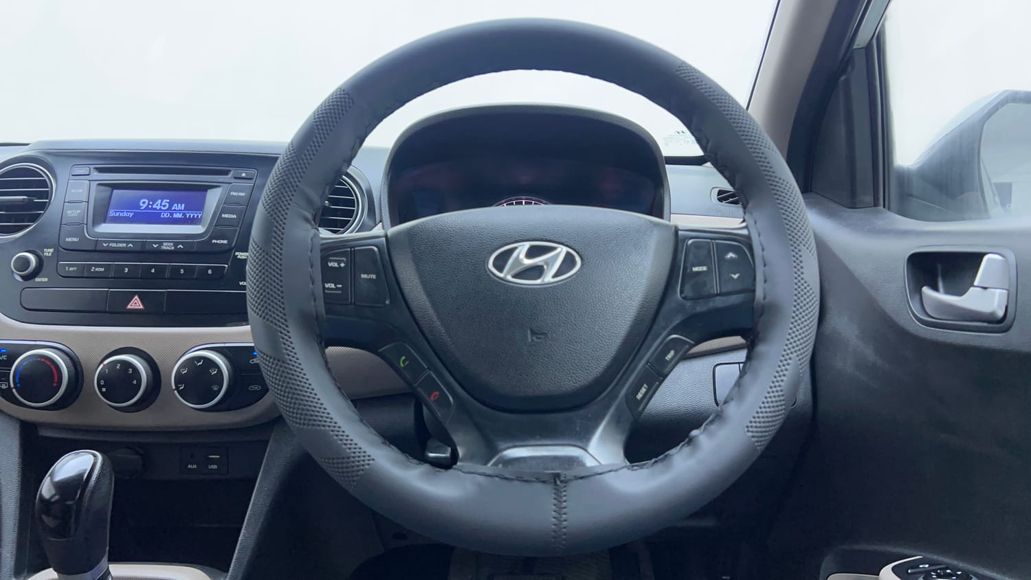Used 2015 Hyundai Grand i10 Asta AT 1.2 Kappa VTVT Petrol Automatic interior STEERING VIEW