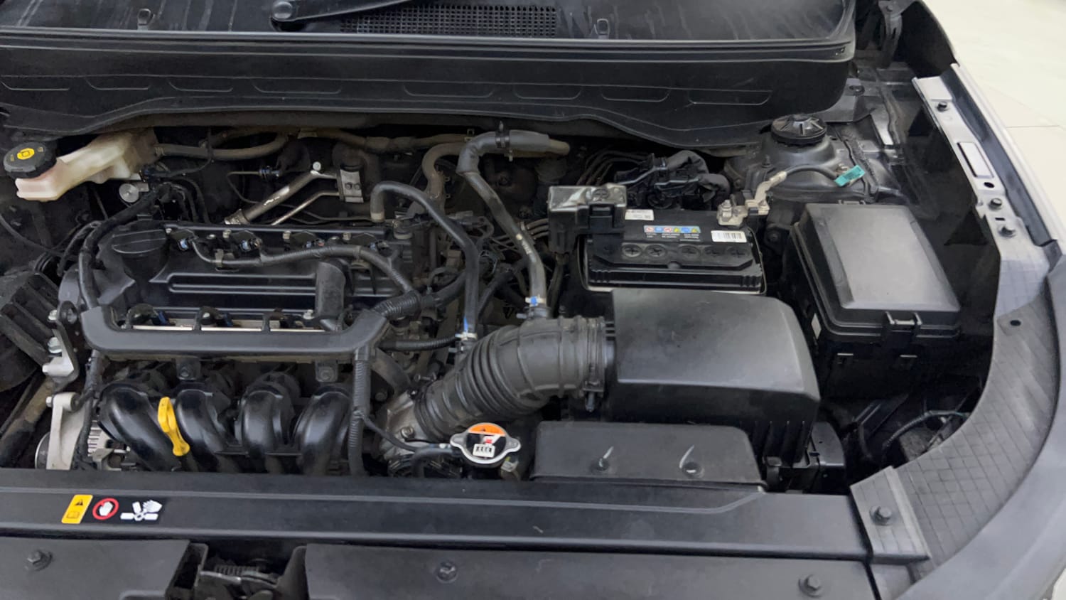 Used 2022 Hyundai Venue SX 1.2 Petrol Petrol Manual engine ENGINE LEFT SIDE VIEW