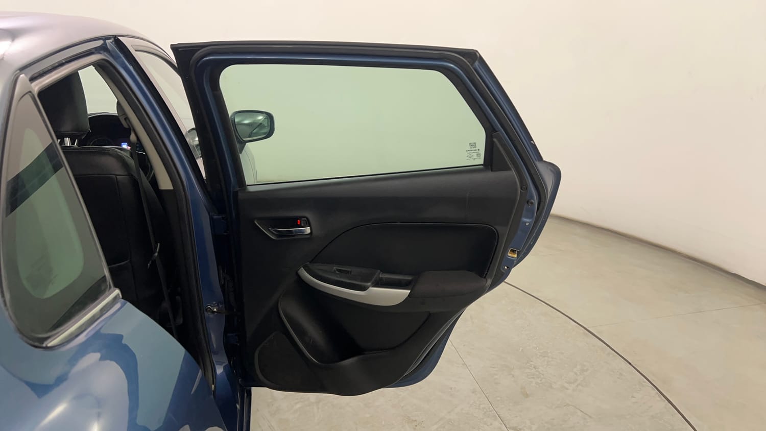 Used 2016 null Petrol Manual interior RIGHT REAR DOOR OPEN VIEW