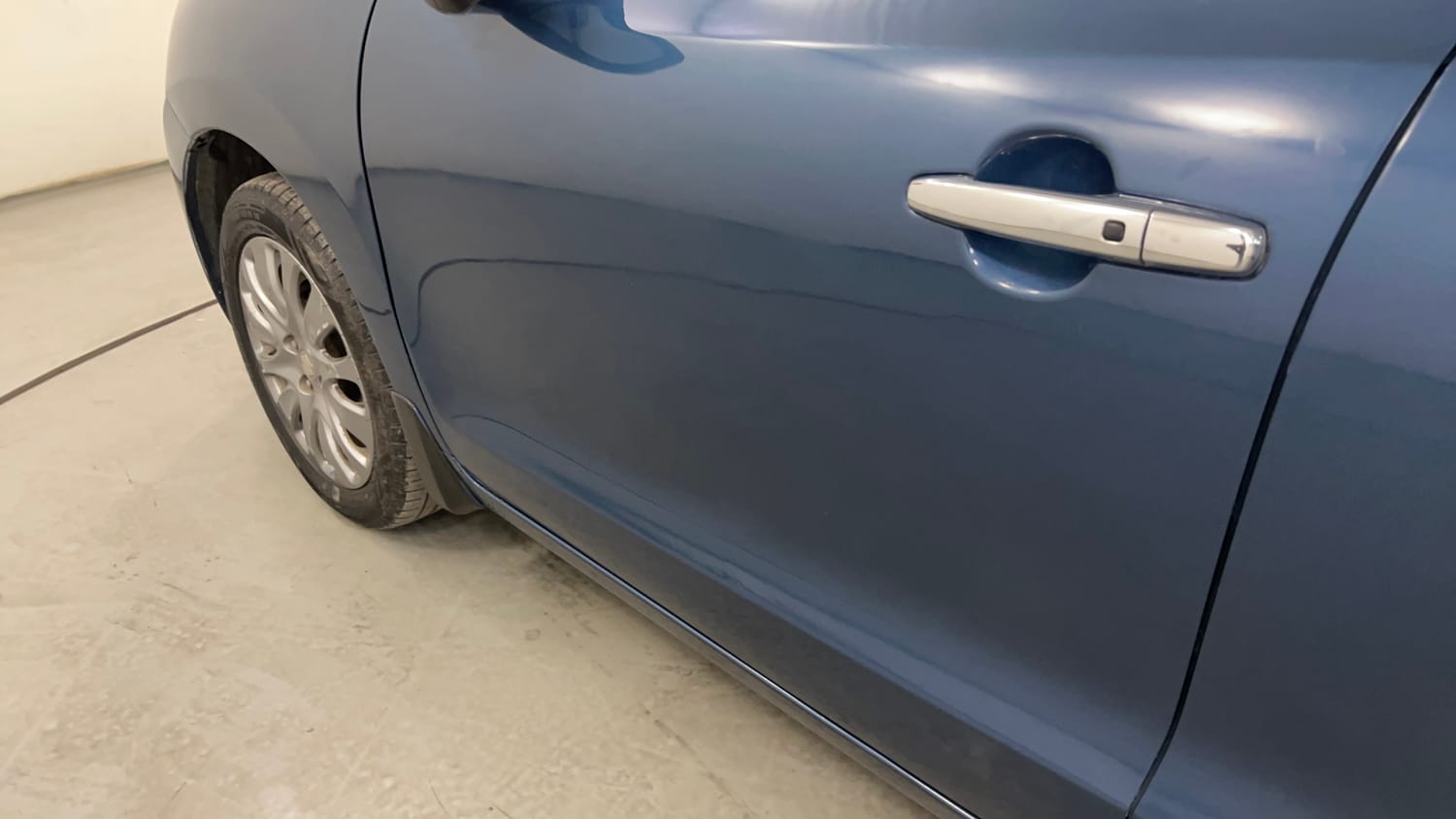 Used 2016 null Petrol Manual dents MINOR SCRATCH