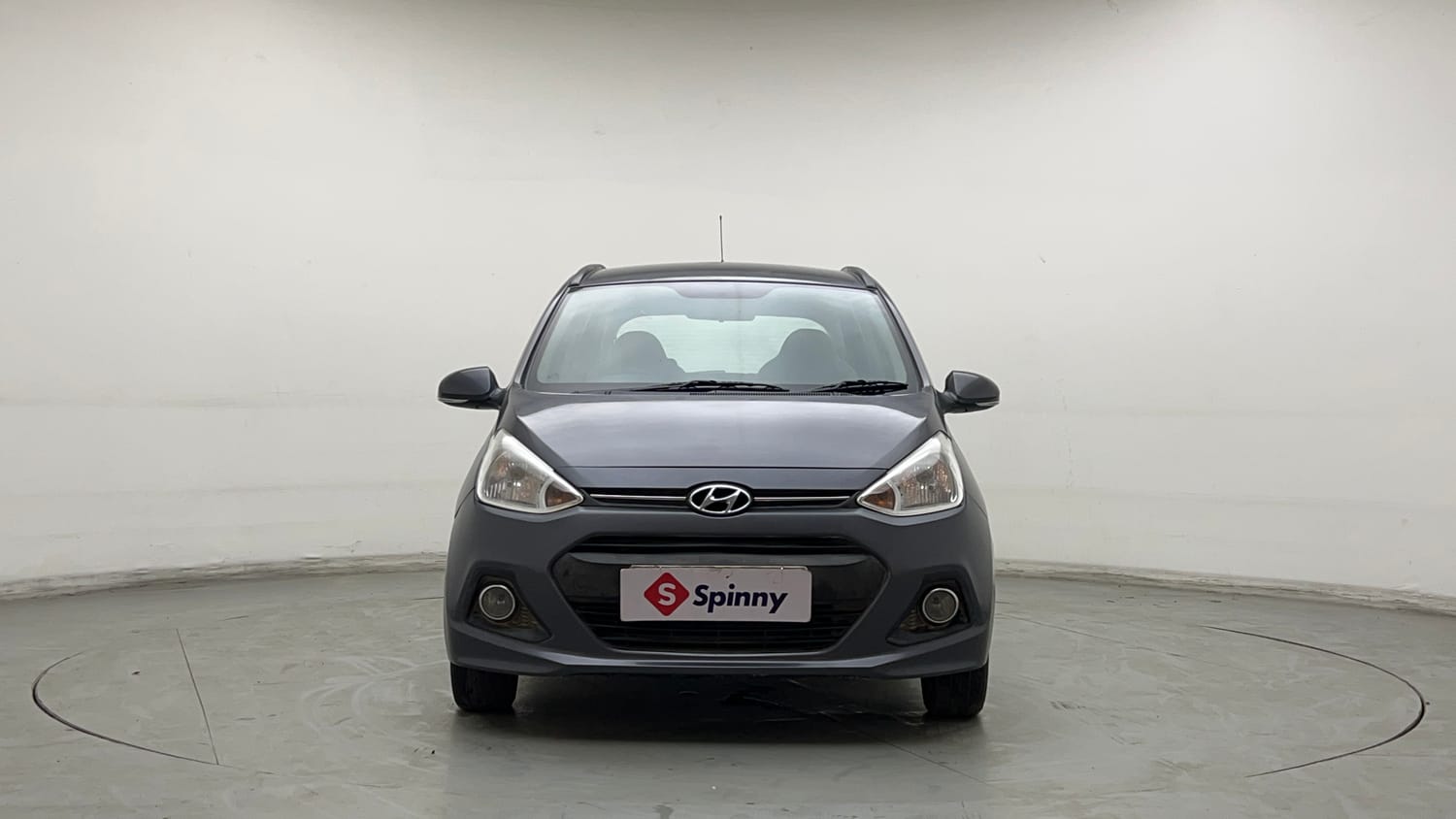 Used 2016 Hyundai Grand i10 Asta AT 1.2 Kappa VTVT (O) Petrol Automatic exterior FRONT VIEW