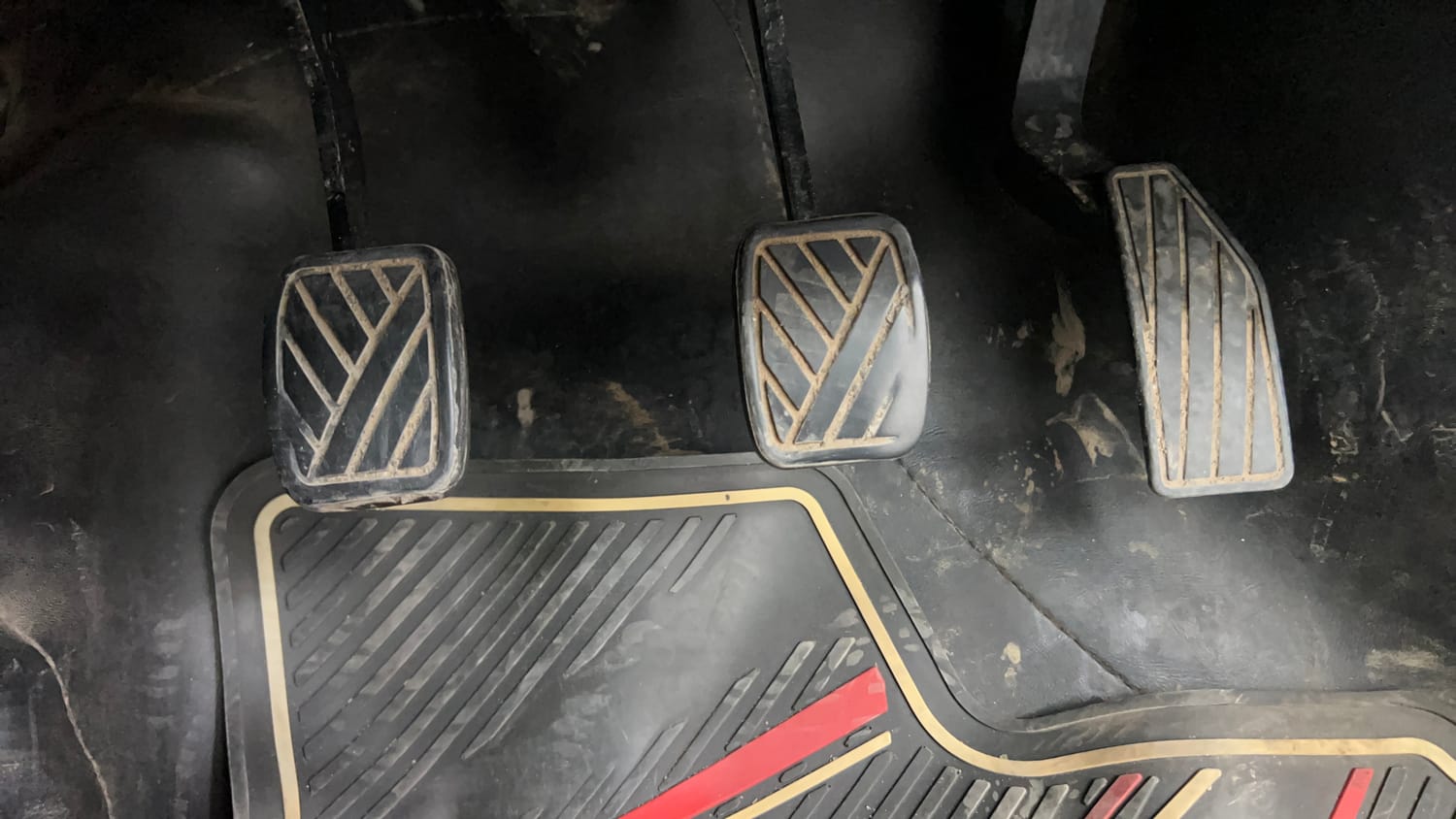 Used 2016 Maruti Suzuki Celerio VXi CNG Cng Manual interior PEDALS VIEW