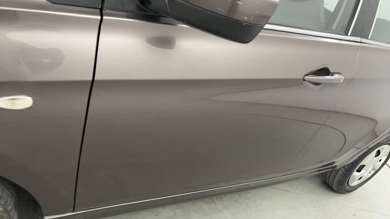 Used 2016 Tata Tiago Revotron XT Petrol Manual dents MINOR SCRATCH