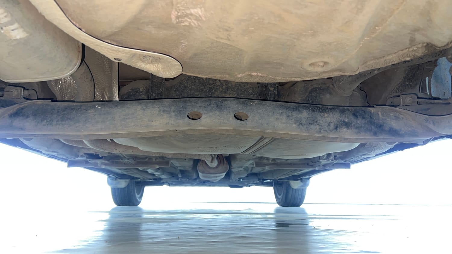 Used 2022 Volkswagen Taigun Topline 1.0 TSI AT Petrol Automatic extra REAR UNDERBODY VIEW (TAKEN FROM REAR)