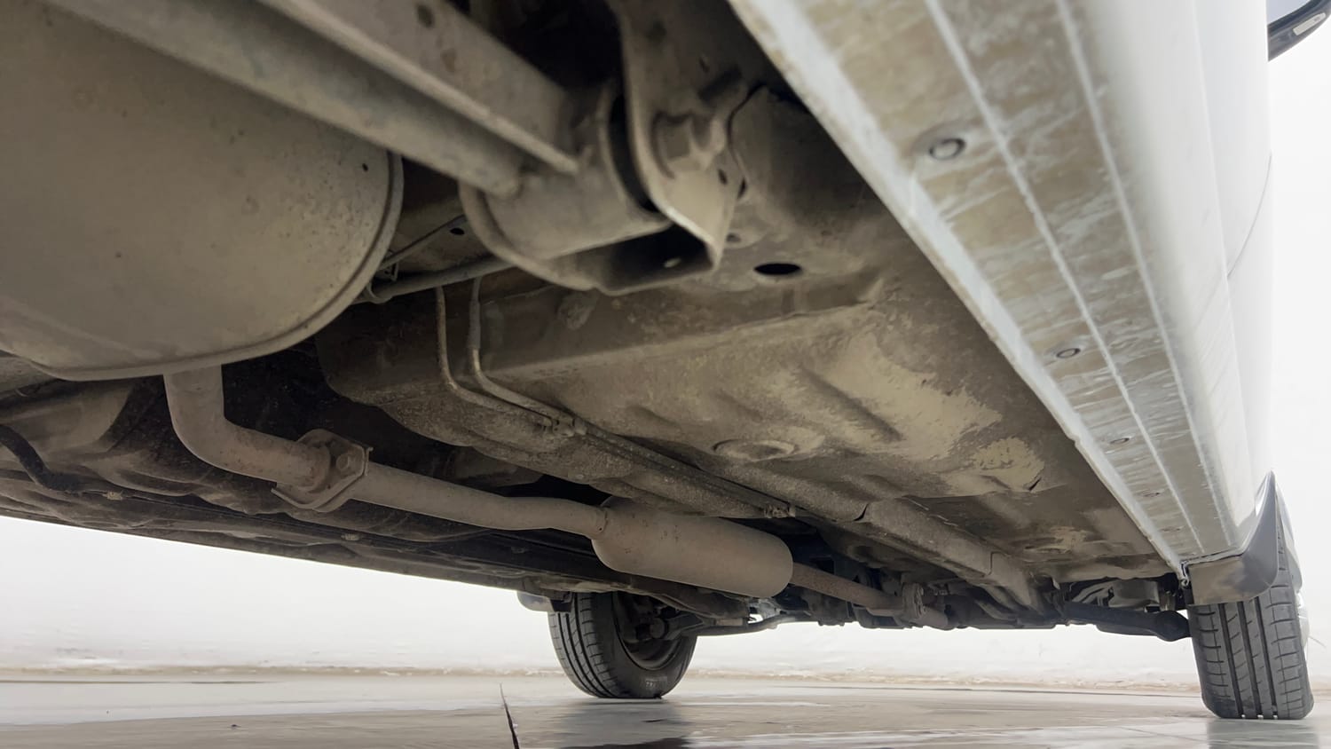 Used 2016 Maruti Suzuki Alto K10 VXi AMT Petrol Automatic extra REAR RIGHT UNDERBODY VIEW
