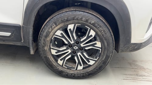 Used 2021 Renault Kiger RXZ 1.0 Turbo MT Petrol Manual tyres RIGHT FRONT TYRE RIM VIEW