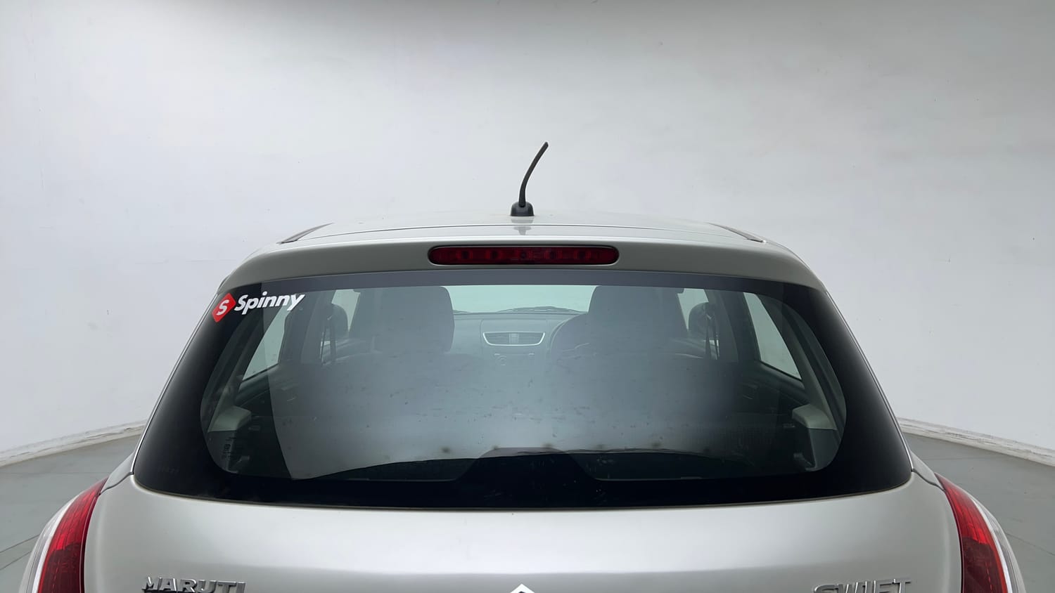 Used 2017 Maruti Suzuki Swift LXi (O) Petrol Manual exterior BACK WINDSHIELD VIEW