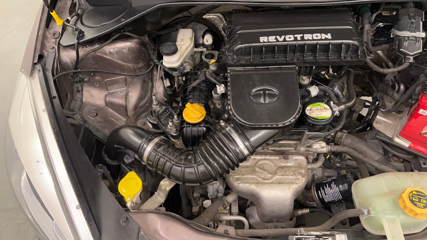 Used 2016 Tata Tiago Revotron XT Petrol Manual engine ENGINE RIGHT SIDE VIEW