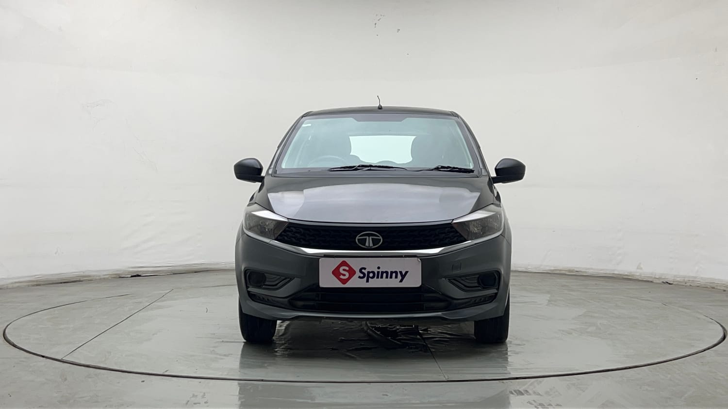 Used 2022 Tata Tiago XE Petrol Manual exterior FRONT VIEW