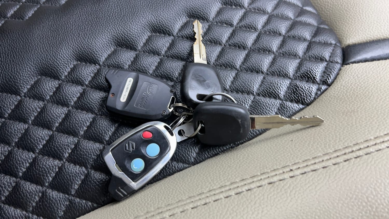 Used 2019 Maruti Suzuki Celerio VXi (O) CNG Cng Manual extra CAR KEY VIEW