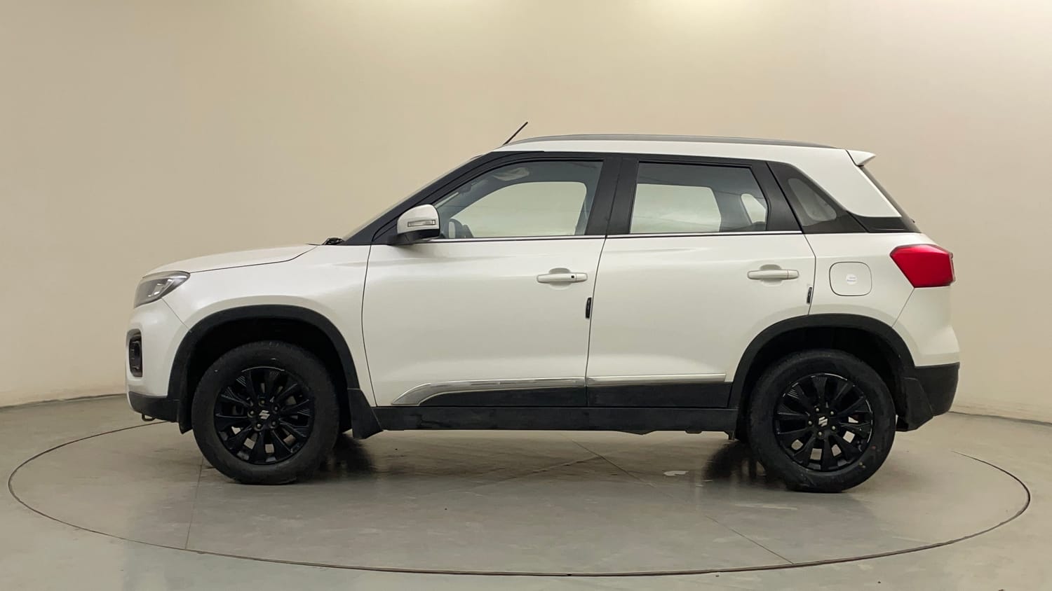 Used 2021 Maruti Suzuki Vitara Brezza ZXi AT SHVS Petrol Automatic exterior LEFT SIDE VIEW