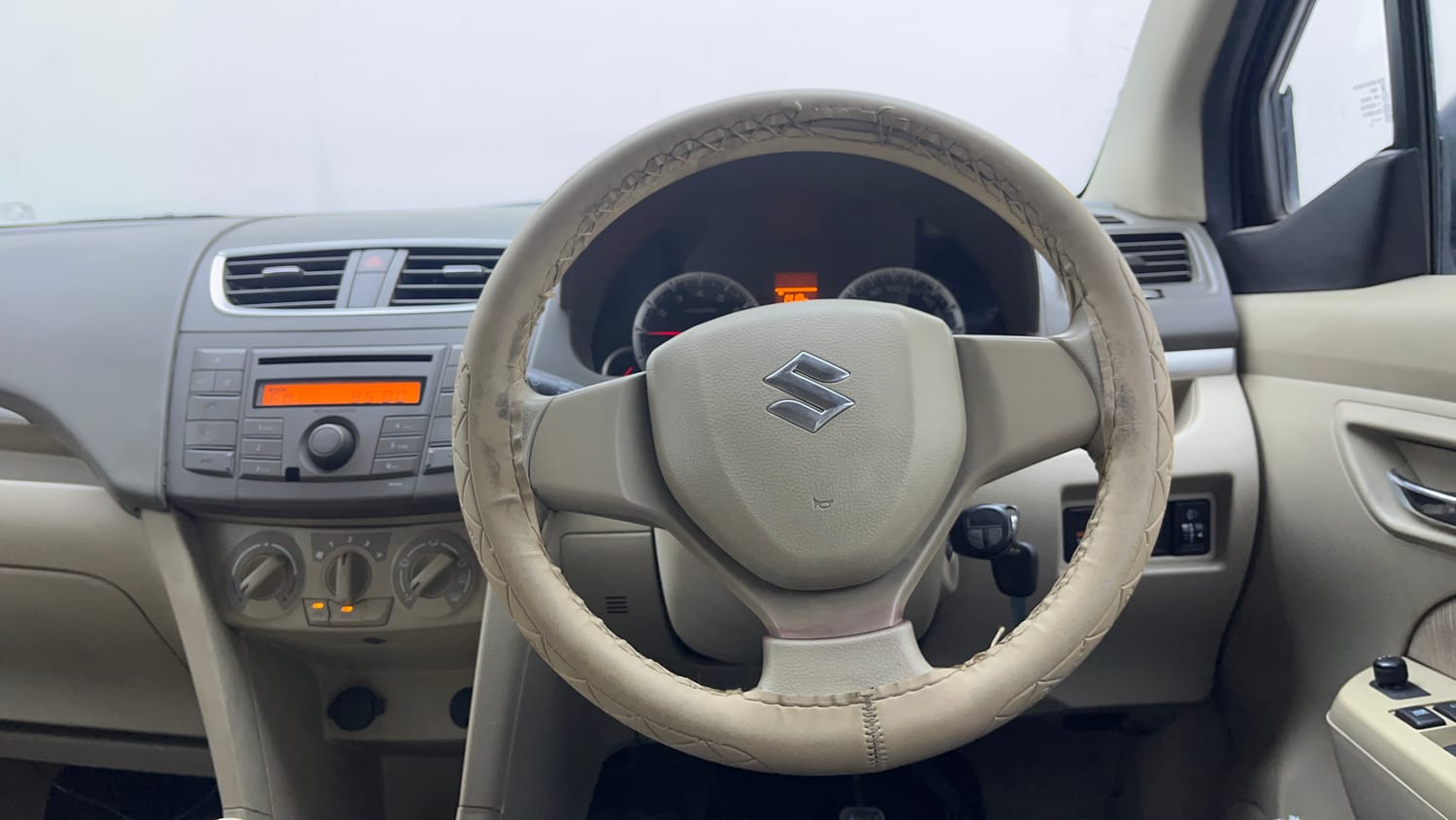 Used 2014 Maruti Suzuki Ertiga Vxi Petrol Manual interior STEERING VIEW