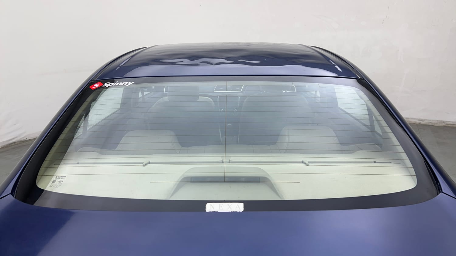 Used 2018 Maruti Suzuki Ciaz Alpha 1.4 MT Petrol Manual exterior BACK WINDSHIELD VIEW