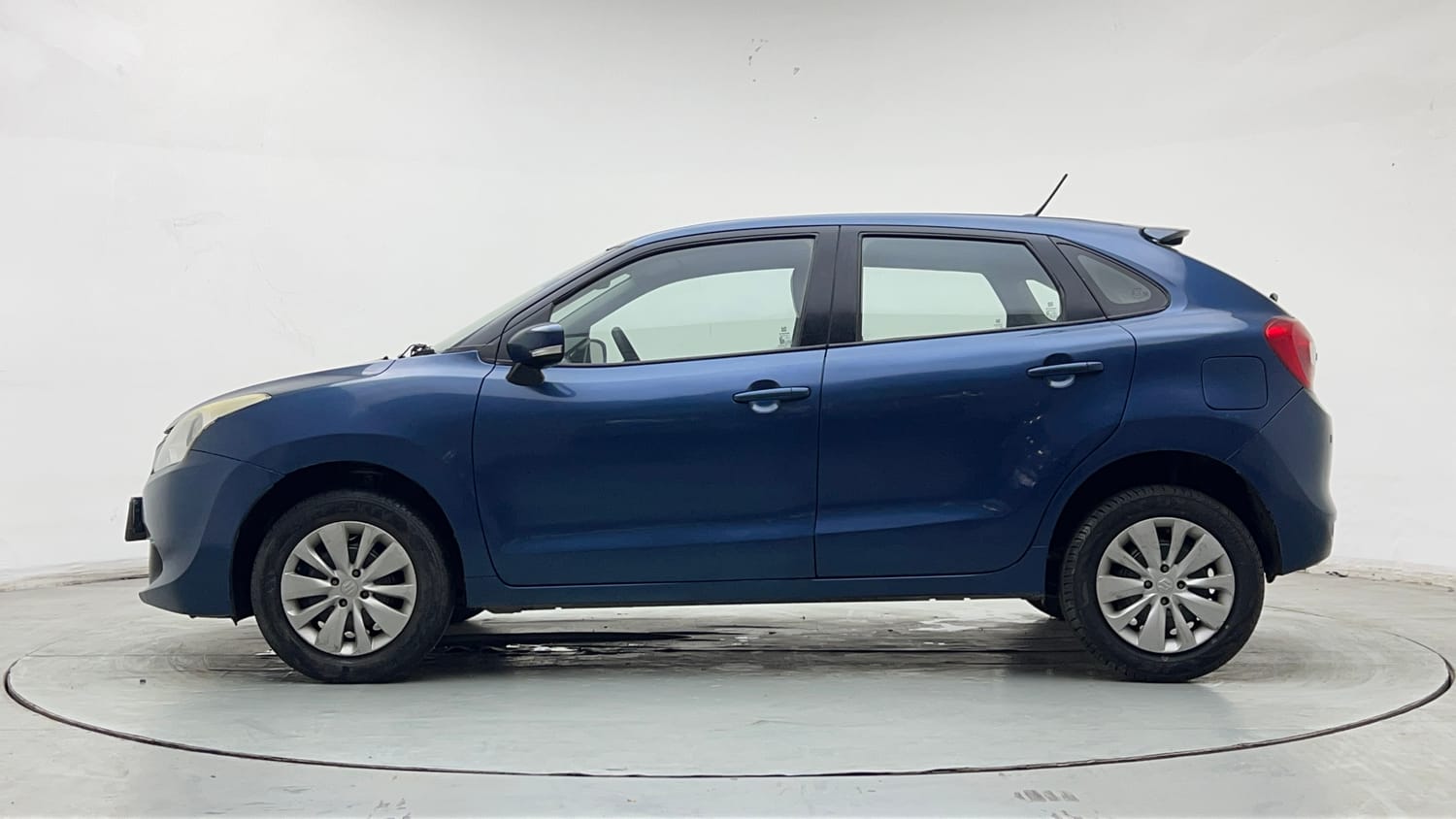 Used 2017 Maruti Suzuki Baleno Delta 1.2 Petrol Manual exterior LEFT SIDE VIEW