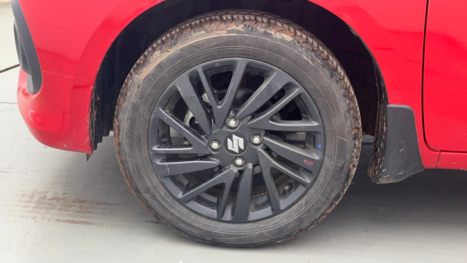 Used 2024 Maruti Suzuki Celerio ZXi Plus Petrol Manual tyres LEFT FRONT TYRE RIM VIEW