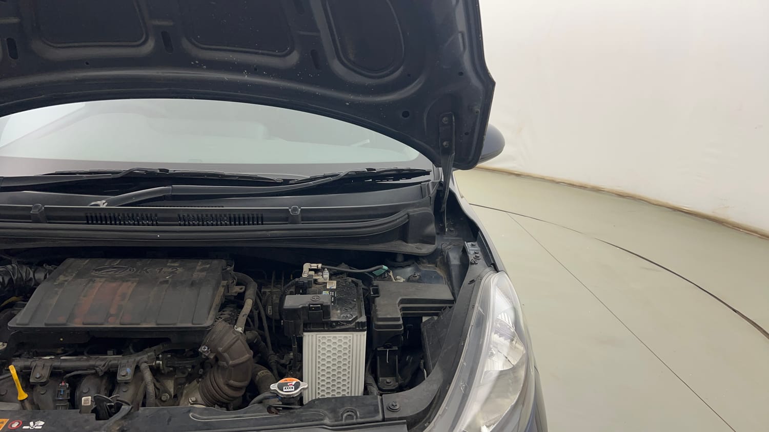Used 2025 Hyundai Grand i10 Nios Magna 1.2 Kappa Petrol Manual engine ENGINE LEFT SIDE HINGE & APRON VIEW