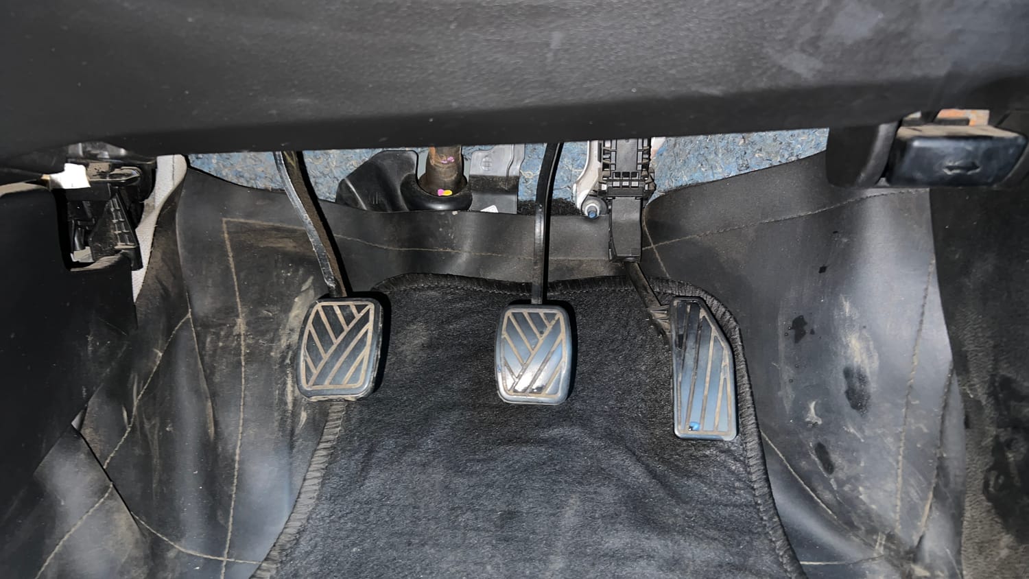 Used 2021 Maruti Suzuki Baleno Zeta Petrol Manual interior PEDALS VIEW