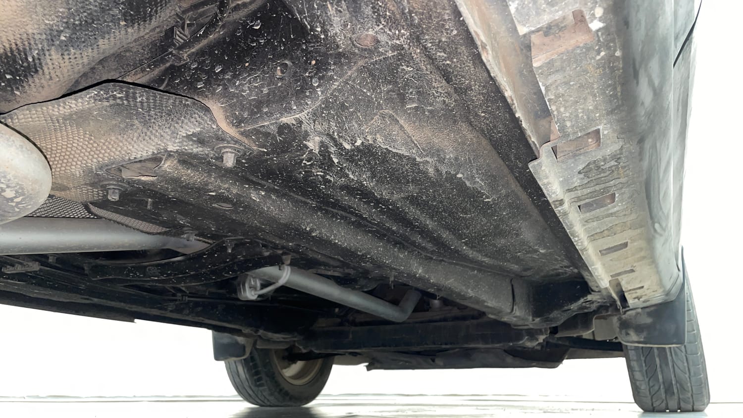 Used 2018 Ford EcoSport Titanium 1.5L TDCi Diesel Manual extra REAR RIGHT UNDERBODY VIEW
