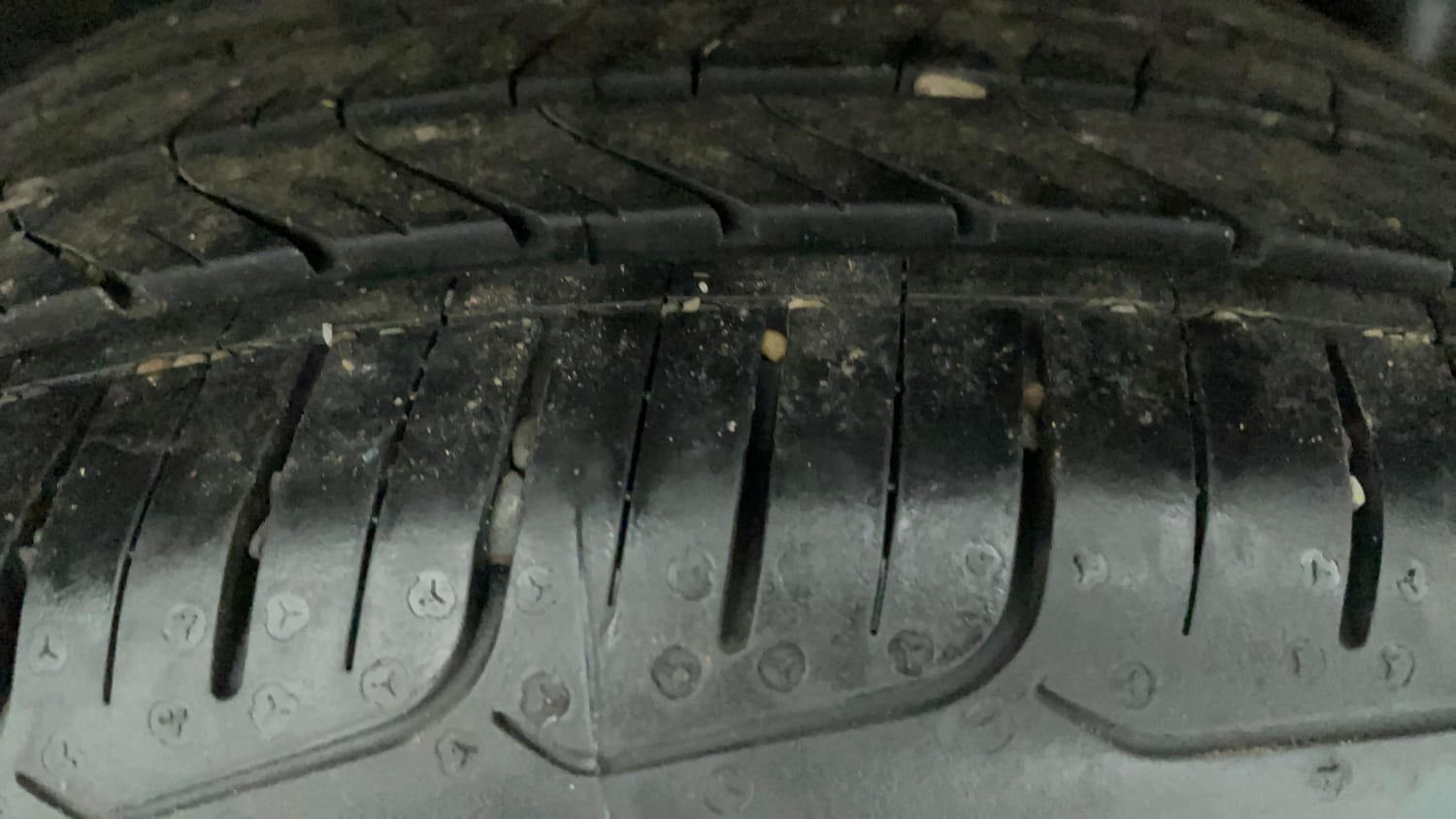 Used 2021 Tata Altroz XM Plus Petrol Petrol Manual tyres LEFT REAR TYRE TREAD VIEW