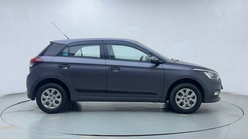 Used 2016 Hyundai Elite i20 Sportz 1.2 Petrol Manual exterior RIGHT SIDE VIEW