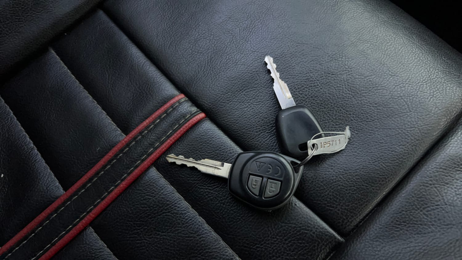 Used 2018 Maruti Suzuki Baleno Delta 1.2 AT Petrol Automatic extra CAR KEY VIEW