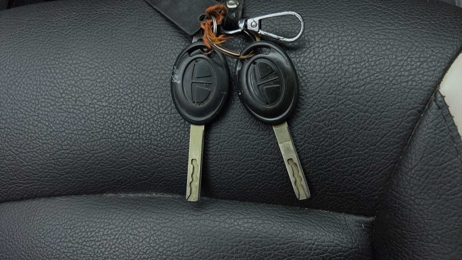 Used 2022 Tata Tiago XE Petrol Manual extra CAR KEY VIEW