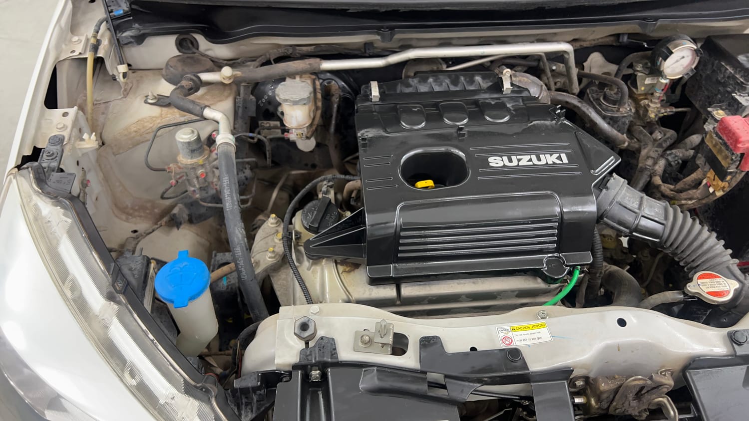 Used 2016 Maruti Suzuki Celerio VXi CNG Cng Manual engine ENGINE RIGHT SIDE VIEW