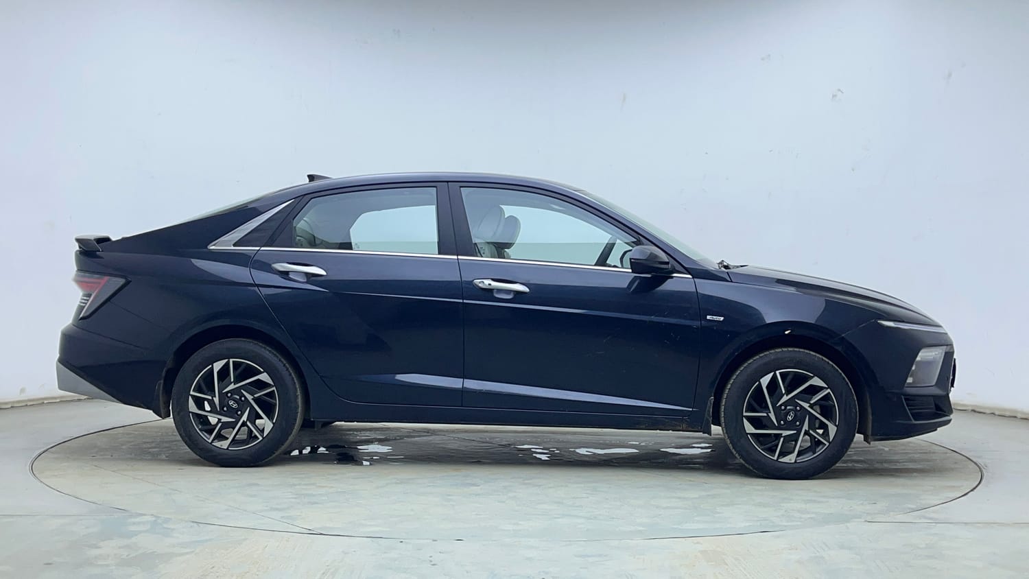 Used 2026 Hyundai Verna 1.5 MPi Petrol IVT HX 6 Petrol Automatic exterior RIGHT SIDE VIEW