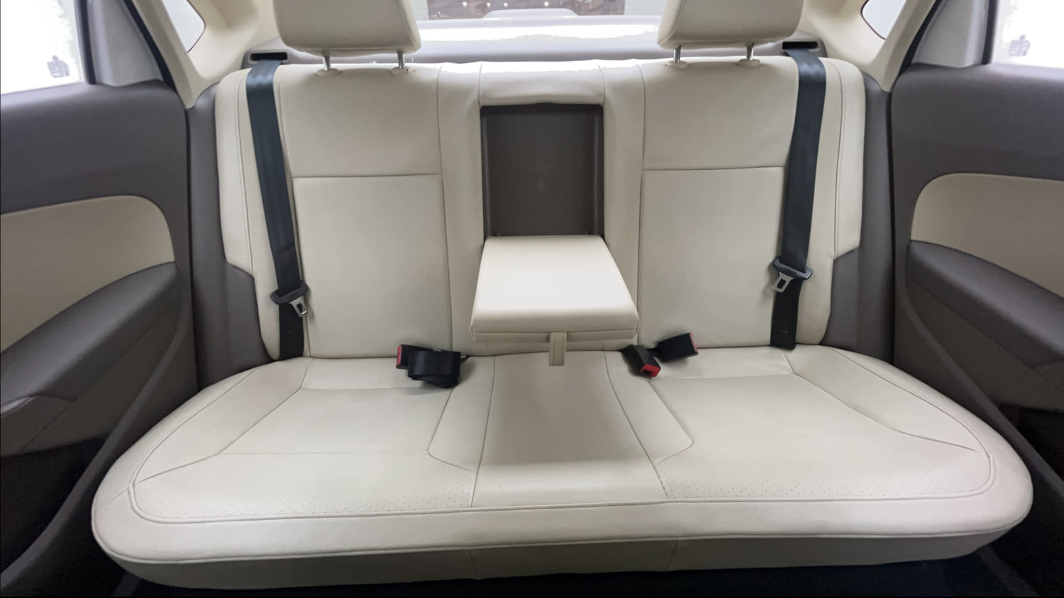 Used 2016 Skoda Rapid 1.5 TDI CR Style Plus AT Diesel Automatic interior REAR SEAT CONDITION VIEW