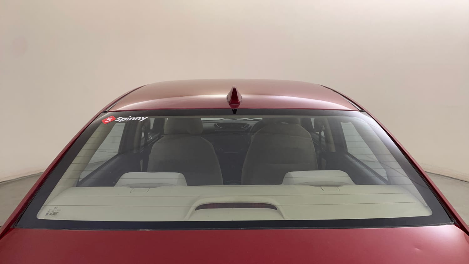 Used 2019 Honda Amaze 1.2 V CVT Petrol Petrol Automatic top_features Rear defogger